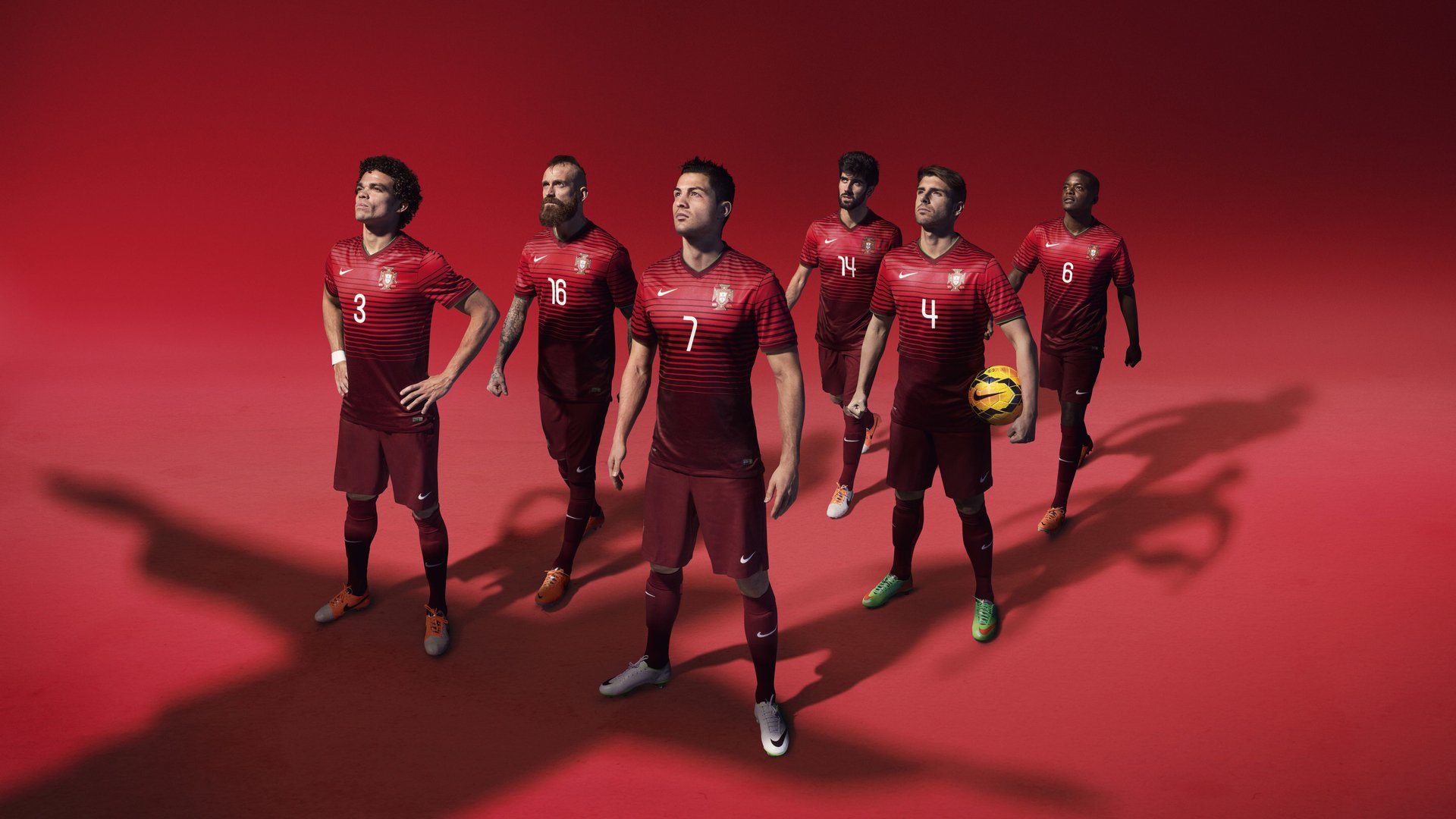 女篮姑娘的团结创造无限可能,女篮团队精神